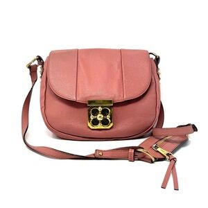 Chloe Elsie Crossbody – Pink Grained Leather with Gold Turn-Lock